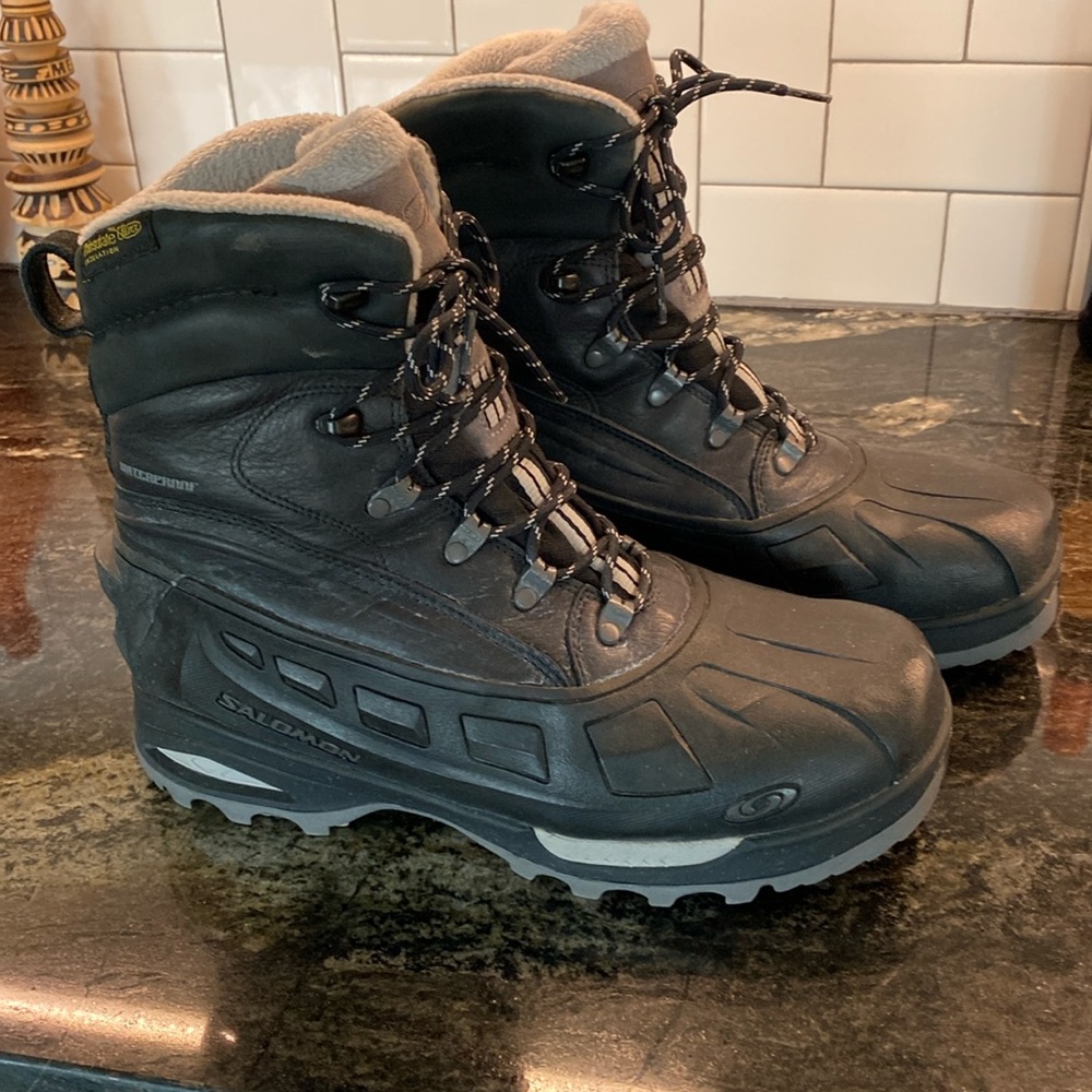 Men’s size 11, Salomon brand, thinsulate winter boots, waterproof